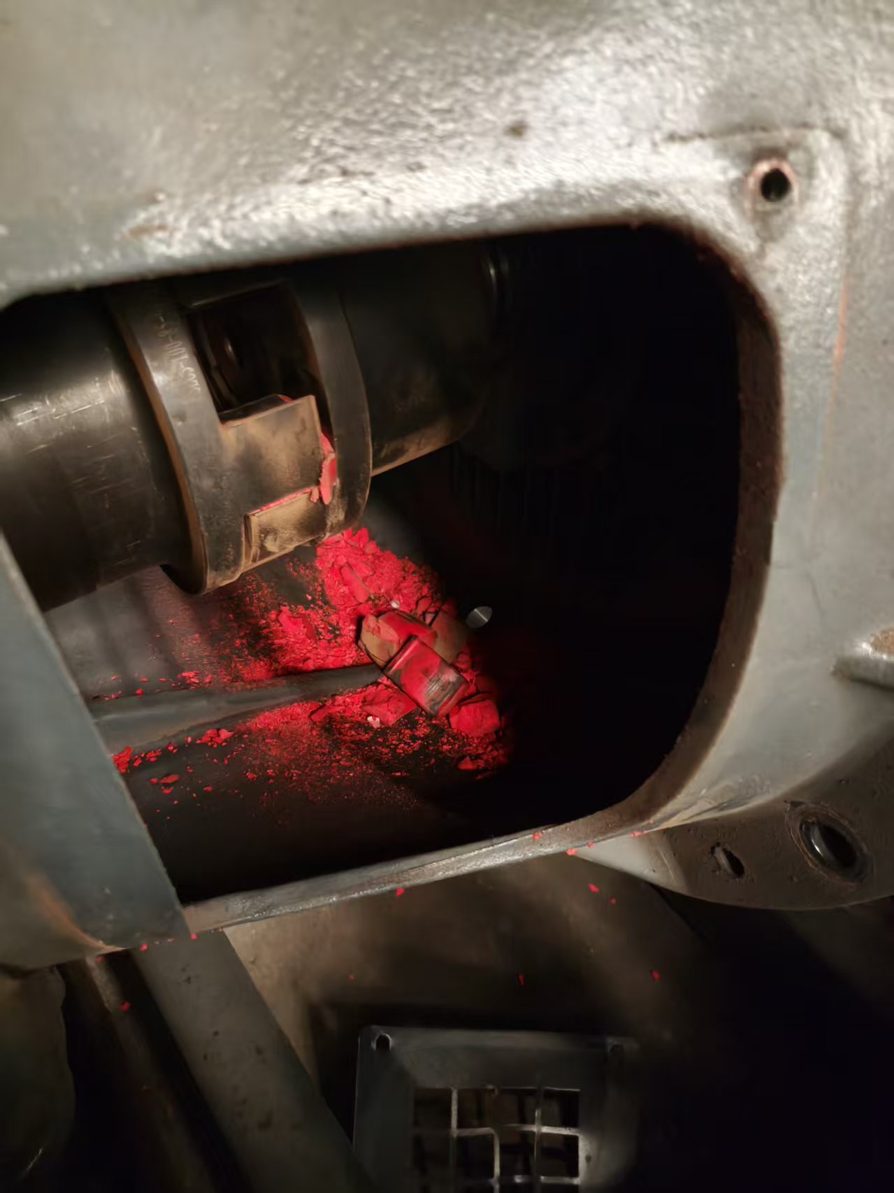 龙岩某钢铁厂更换空压机联轴器胶垫(图2)